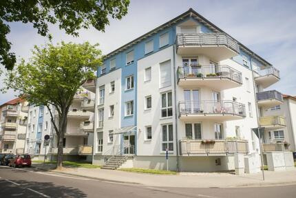 Attraktive 2-Raumwohnung in Top-Lage mit offenen Balkon - Köthen (Anhalt)