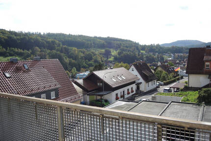 Schön geschnittene, top gepflegte 3-Zimmer Eigentumswohnung mit Balkon und PKW-Stellplatz in Bad Brückenau zu verkaufen
