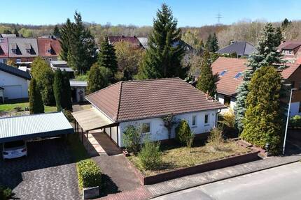 Ihr neues Zuhause in Top-Lage von Zschornewitz Bungalow mit Terrasse, Gartenhaus und Carport - Gräfenhainichen