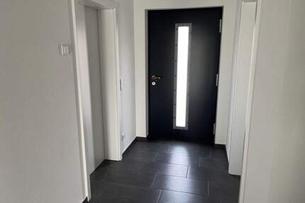 Erstbezug einer Neubau-Doppelhaushälfte mit großer Terrasse, Garten, ausgebautem Studio, Gäste-Bad mit Dusche - zur langfristigen Vermietung - Markt Erlbach Eschenbach