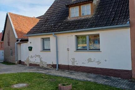 Haus in Gangloffsömmern Teil 2 - 42.500,00&nbsp;EUR Kaufpreis, ca.&nbsp; 255,00&nbsp;m&sup2; in Straußfurt (PLZ: 99634)
