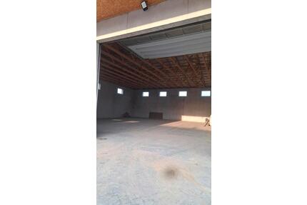 Lagerhalle Stellplatz - 5,00&nbsp;EUR Kaltmiete, ca.&nbsp; 5,00&nbsp;m&sup2; in Kumhausen (PLZ: 84036)