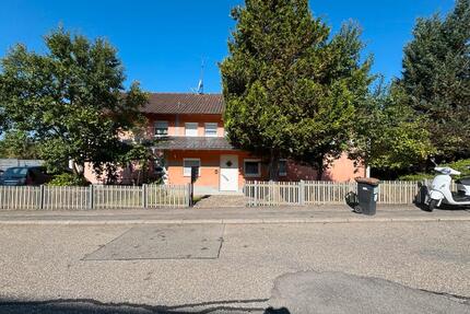 Mehrfamilienhaus mit vier Wohnungen - Altensteig