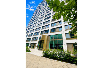 Exklusive 2,5-Zi.-Wohnung mit Balkon, Einbauküche und TG-Stellplatz im Frankfurter Europaviertel - Frankfurt am Main Gallus