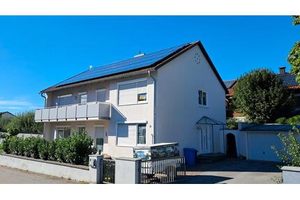 Großzügiges Haus mit ca. 190 m², Garten, Balkon und Garage in Deg - Deggendorf