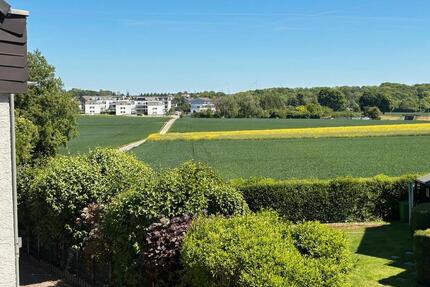 Schönes sonniges Reihenhaus 4,5 Zimmern Frankfurt Nieder-Eschbach - Frankfurt am Main Bonames