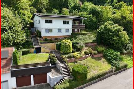 Haus zum Kaufen in Buchen 399.000,00 € 189.57 m²