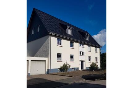 Dachgeschosswohnung 6-Parteienhaus in Lage zu vermieten