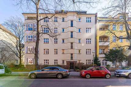 Vermietete 2-Zimmerwohnung mit PKW-Stellplatz in Berlin-Tempelhof