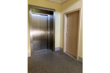 Wohnung zum Mieten in Gera 405,00 € 67.3 m²