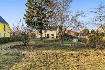 Exklusives Baugrundstück in zweiter Reihe - ruhiges Wohnen nahe Wald und See - Falkensee
