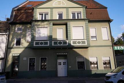 Gepflegte, sehr geräumige und effizient geschnittene 3,5-Raum-Maisonette mit Balkon - Gelsenkirchen Hassel