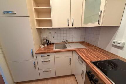 ** tolle 2 Zimmer Wohnung im EG mit Dusche und Einbauküche ** - Plauen Alt Chrieschwitz