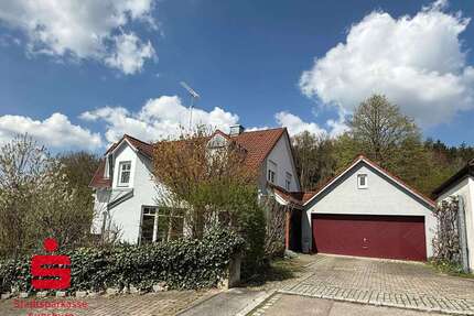 Haus zum Kaufen in Obergriesbach 850.000,00 € 250 m²