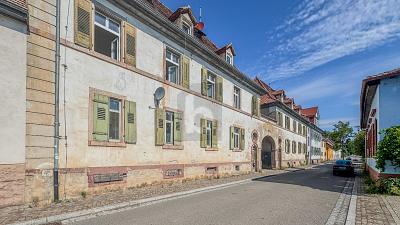 SELTENES HISTORISCHES UNIKAT - ca.&nbsp; 850,00&nbsp;m&sup2;&nbsp;Wohnfl&auml;che in Riegel am Kaiserstuhl (PLZ: 79359)
