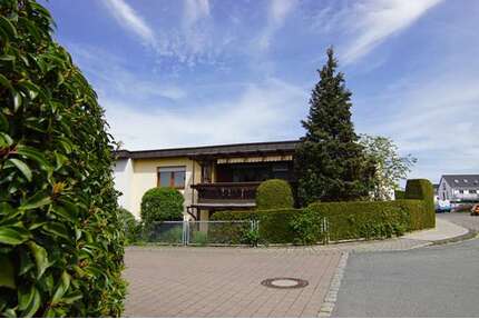 Haus zum Kaufen in Zirndorf 469.000,00 € 140 m²