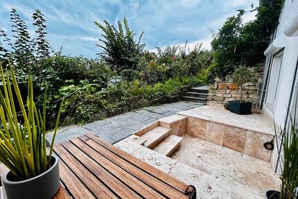Möbliertes Apartment im Grünen - mit Terrasse und Aussicht - Stuttgart Stuttgart-West