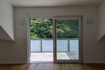 HELLE 3-ZIMMER-DG-WOHNUNG - 750,00&nbsp;EUR Kaltmiete, ca.&nbsp; 84,00&nbsp;m&sup2; in Landau an der Isar (PLZ: 94405)