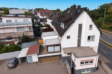 Flexibles Raumwunder: 9 Zimmer Haus für Familie, Büro oder WG - Oberursel (Taunus)