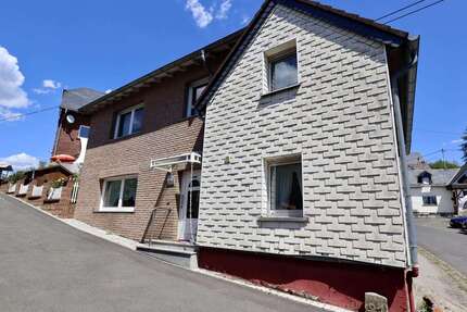 Haus zum Kaufen in Kaisersesch 125.000,00 € 133 m²
