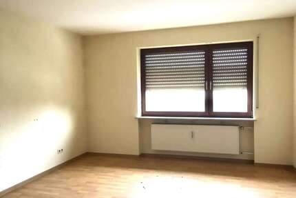 Wohnung zum Mieten in Karlstadt 880,00 € 120 m²