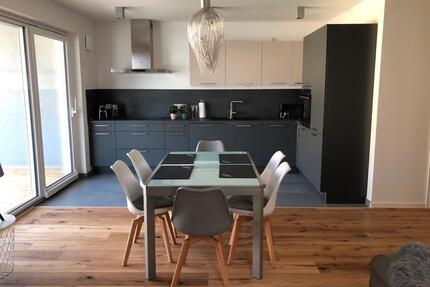 Möblierte Kurzzeit Wohnung - 1.350,00&nbsp;EUR Kaltmiete, ca.&nbsp; 96,00&nbsp;m&sup2; in Ramstein-Miesenbach (PLZ: 66877)