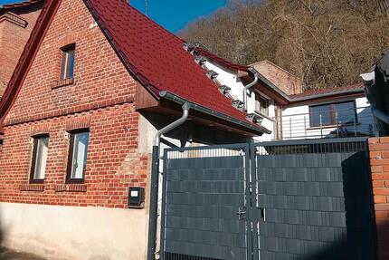 Einfamilienhaus in Leißling - 100.000,00&nbsp;EUR Kaufpreis, ca.&nbsp; 110,00&nbsp;m&sup2; in Weißenfels (PLZ: 06667)
