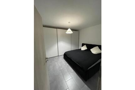 kernsanierte 2–Zimmer–Wohnung mit Terrasse und Fußbodenheizung - Schmelz