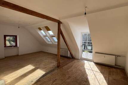 Wohnung zum Kaufen in Saarbrücken 125.000,00 € 70 m²