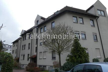 ***Sie sind am Ziel! 2 ZKBB-Dachgeschoss+Hobbyraum+Stellplatz in Brühl-Rohrhof***