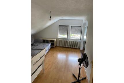 2-Zimmer Dachgeschosswohnung - inkl. Strom - Nordheim