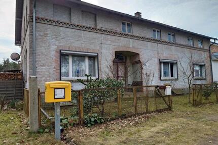 Familienhaus mit Nebengebäude und großem Grundstück - Neu Kaliß