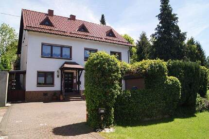 MANDERN bei Zerf - Topgepflegtes Einfamilienhaus mit traumhaftem Grundstück