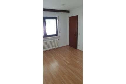 Einliegerwohnung EG - 500,00&nbsp;EUR Kaltmiete, ca.&nbsp; 30,00&nbsp;m&sup2; in Böblingen (PLZ: 71034) Dagersheim