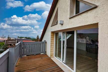 Haus zum Kaufen in Freital 598.000,00 € 282 m²