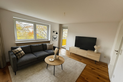 KENSINGTON- Exklusiv - Sanierte 3-Zimmer Wohnung in Untermenzing - München Allach-Untermenzing
