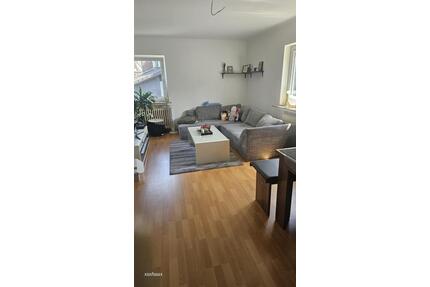 Große, zentral gelegen Altbauwohnung in GM-Vollmerhausen - Gummersbach Berstig Süd