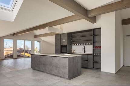 Wohnung zum Kaufen in Irschenberg 1.325.000,00 € 181 m²