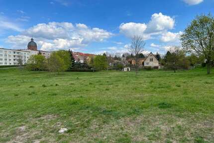 Grundstück zu verkaufen in Bernburg (Saale) 650.000,00 € 11000 m²