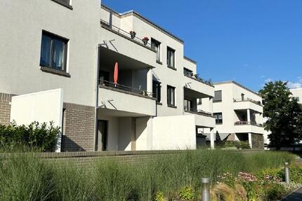 Große Terrasse, zwei Bäder & TG: 3-Zi.-Wohnung in Dresden-Striesen