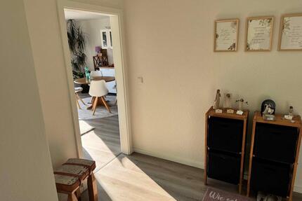 Sehr schöne vollst. renovierte 2 Zimmer 77m² Wohnung in Eitorf