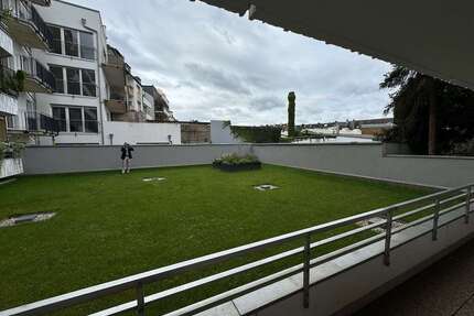 Wohnung zum Kaufen in Düsseldorf 255.000,00 € 82 m²