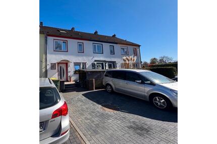 Reihenmittelhaus - 305.000,00&nbsp;EUR Kaufpreis, ca.&nbsp; 95,00&nbsp;m&sup2; in Troisdorf (PLZ: 53840)