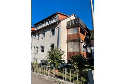 3-Zimmer-Wohnung mit 2 Balkonen, Einbauküche und Stellplatz - Sulz am Neckar