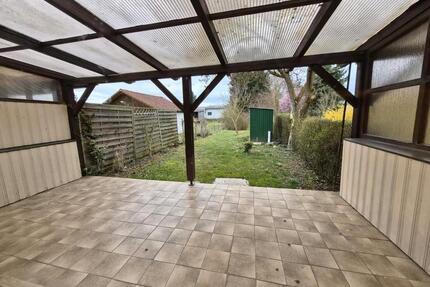 Reihenmittelhaus zu vermieten - 970,00&nbsp;EUR Kaltmiete, ca.&nbsp; 75,00&nbsp;m&sup2; in Mengkofen (PLZ: 84152)