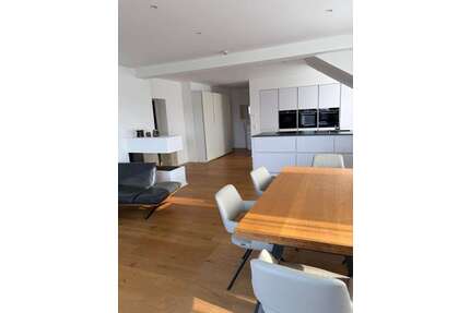 Wohnung zum Kaufen in Bad Vilbel 998.000,00 € 168.25 m²