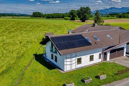 Haus zum Kaufen in Stephanskirchen 625.000,00 € 108 m²