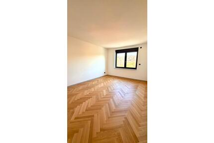 Luxuriöse Wohnung in Düsseldorf Pempelfort – Erstbezug nach Sanie