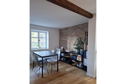 Traumhaft schöne 3 Zi. Altbauwohnung in Kaufbeuren - Vilgertshofen