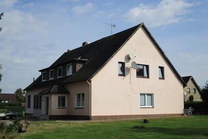 Obergeschoßwohnung 2,5 ZKB - 340,00&nbsp;EUR Kaltmiete, ca.&nbsp; 59,00&nbsp;m&sup2; in Ehrenburg (PLZ: 27248)